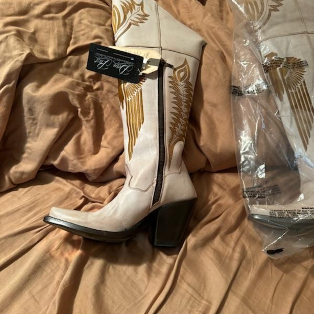 New Dan Post Boots - Picture 3 of 4